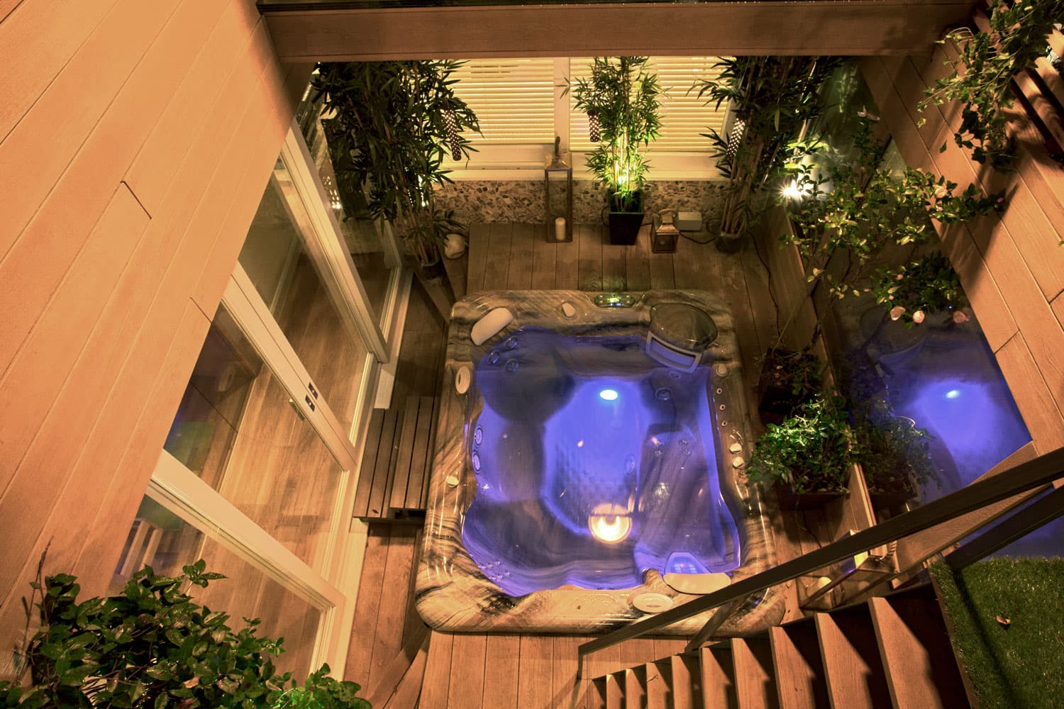 Courtyard — Sonia Korn Lisbon property